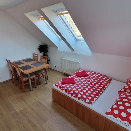 Villa Lienka Bešeňová Kamer foto